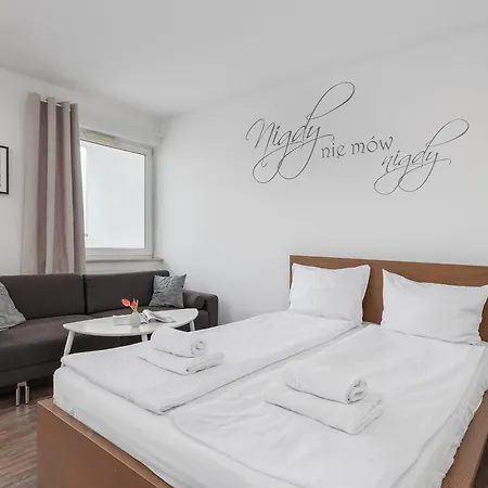 Bandurskiego Cosy Studio Apartment *